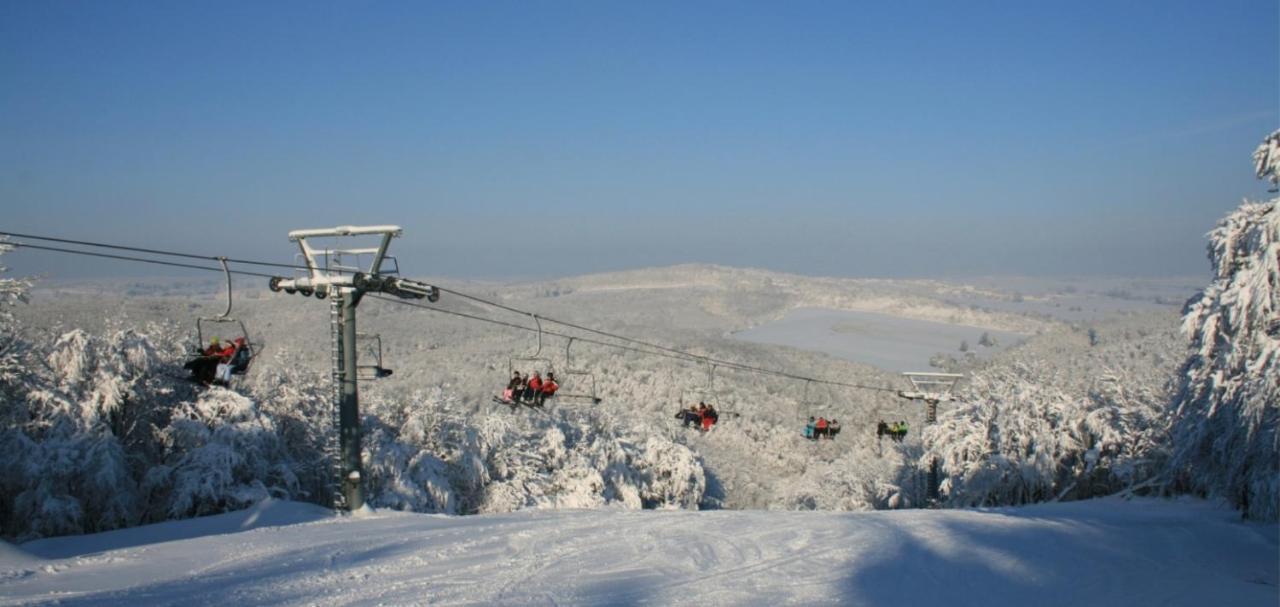 Almádiluxusapartman2 Balatonalmadi Bagian luar foto