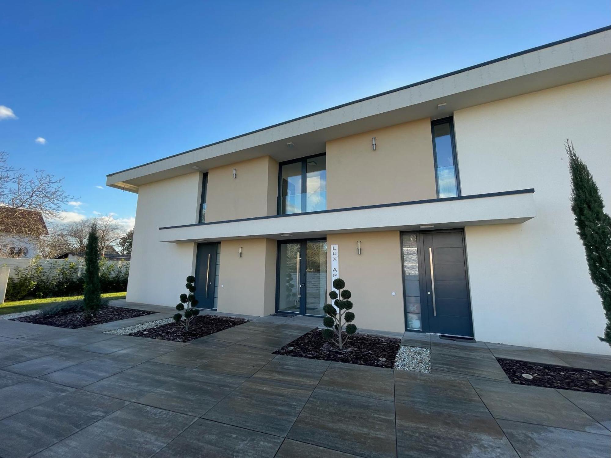 Almádiluxusapartman2 Balatonalmadi Bagian luar foto