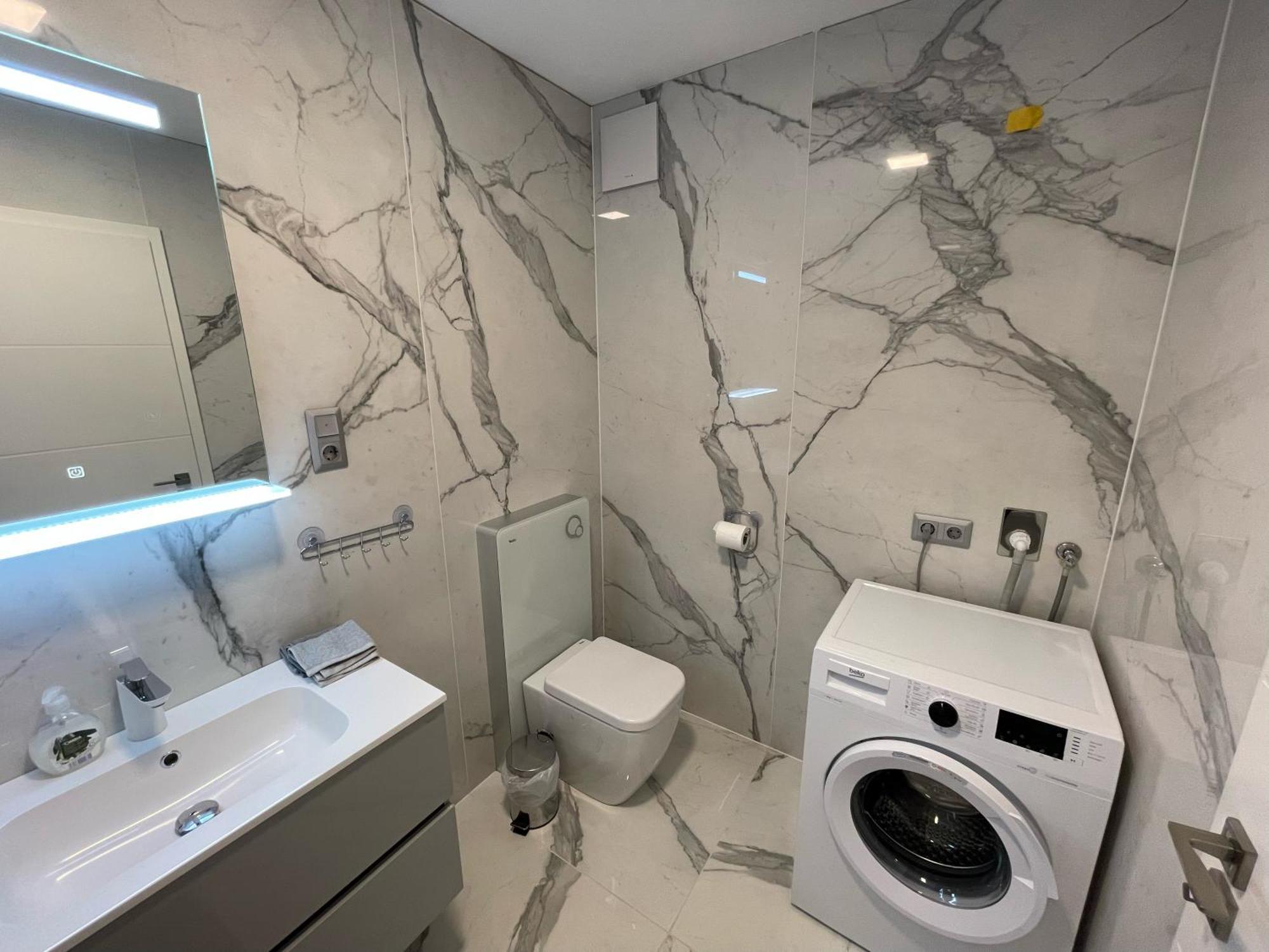 Almádiluxusapartman2 Balatonalmadi Bagian luar foto